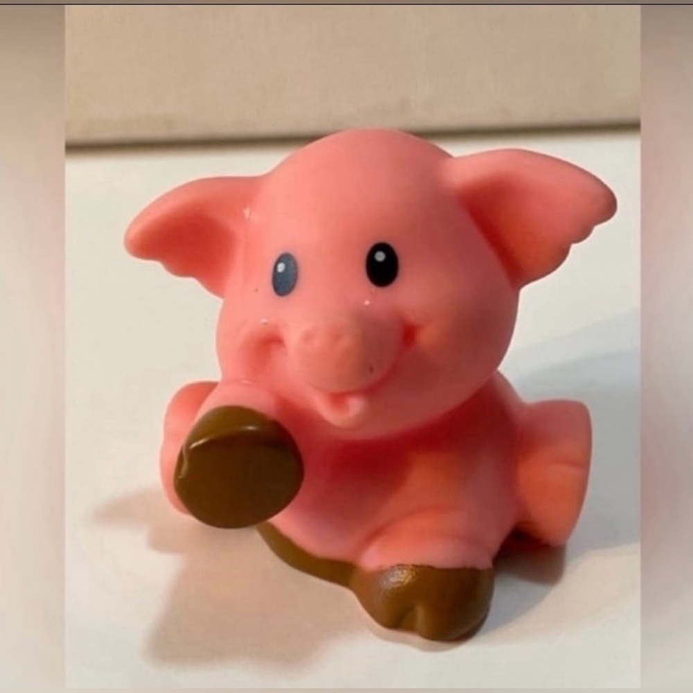 Fisher-Price Little People 2016 Sitting Pig in Mud Farm Zoo Action Figure FP